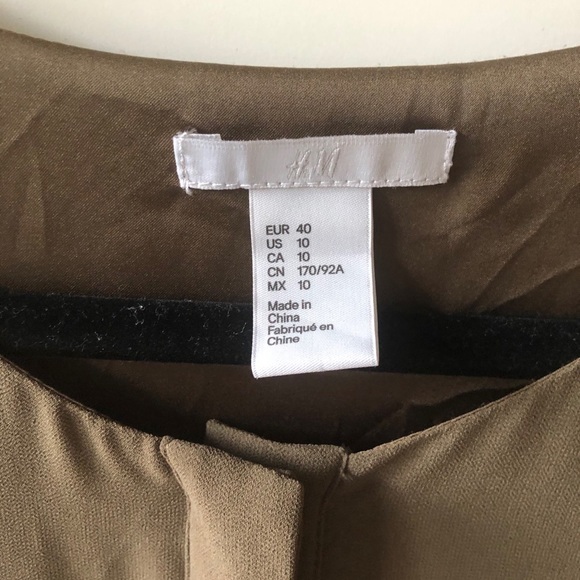 H&M utilitary style chiffon layered dress - Picture 2 of 7